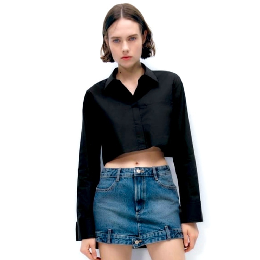 Zara NWT Denim mini skirt 100% Cotton size Medium 28 with angular hems 🦋
